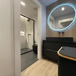 Garibaldi 1 Ground Floor 1br Apartment, Old Town 아파트 올비아