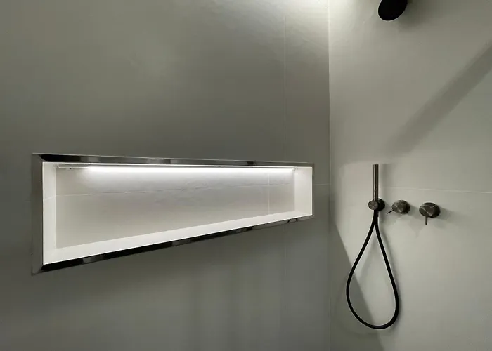 Luxury Renovated Ground Floor 1br - Of The - Historical Centre Olbia