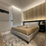 Garibaldi 1 Ground Floor 1br Apartment, Old Town