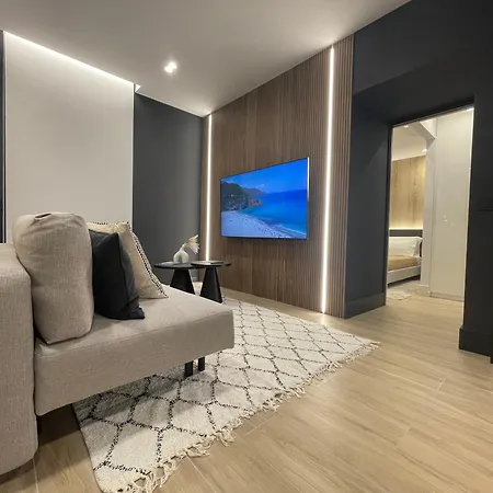 Luxury Renovated Ground Floor 1br - Of The - Historical Centre Appartamento Olbia