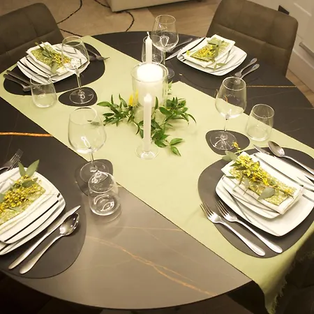 Luxury Renovated Ground Floor 1br - Of The - Historical Centre Appartamento *