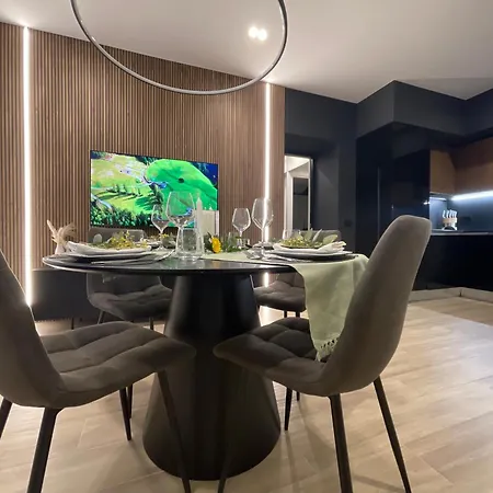 דירה Garibaldi 1 Ground Floor 1br Apartment, Old Town אולביה