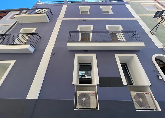 Luxury Renovated Ground Floor 1br - Of The - Historical Centre * Ольбия