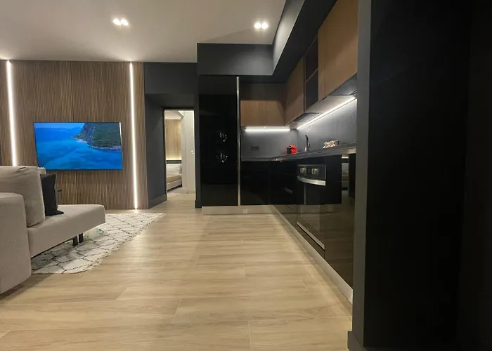 Apartment Luxury Renovated Ground Floor 1br - Of The - Historical Centre Olbia